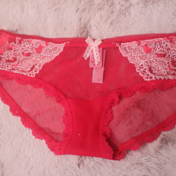 VICTORIA'S SECRET DREAM ANGELS  RED HIPKINI PANTY - Picture 1 of 1